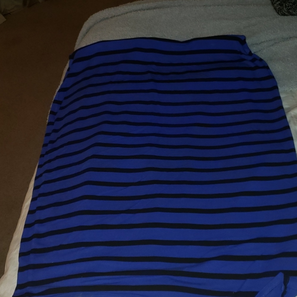 Knee length skirt